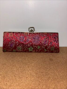 Vintage Brocade Glass Case 6x2.5”
